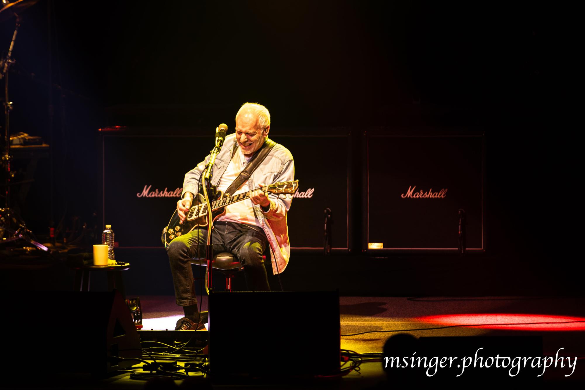 Two Days, Two Cities, One Legend: Peter Frampton Live in New York