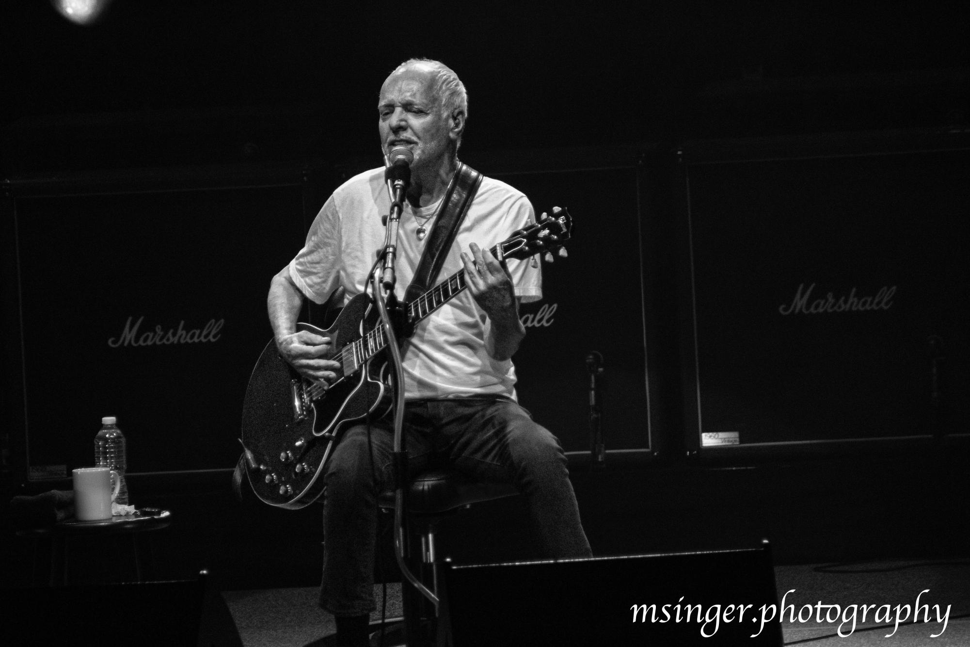 Two Days, Two Cities, One Legend: Peter Frampton Live in New York