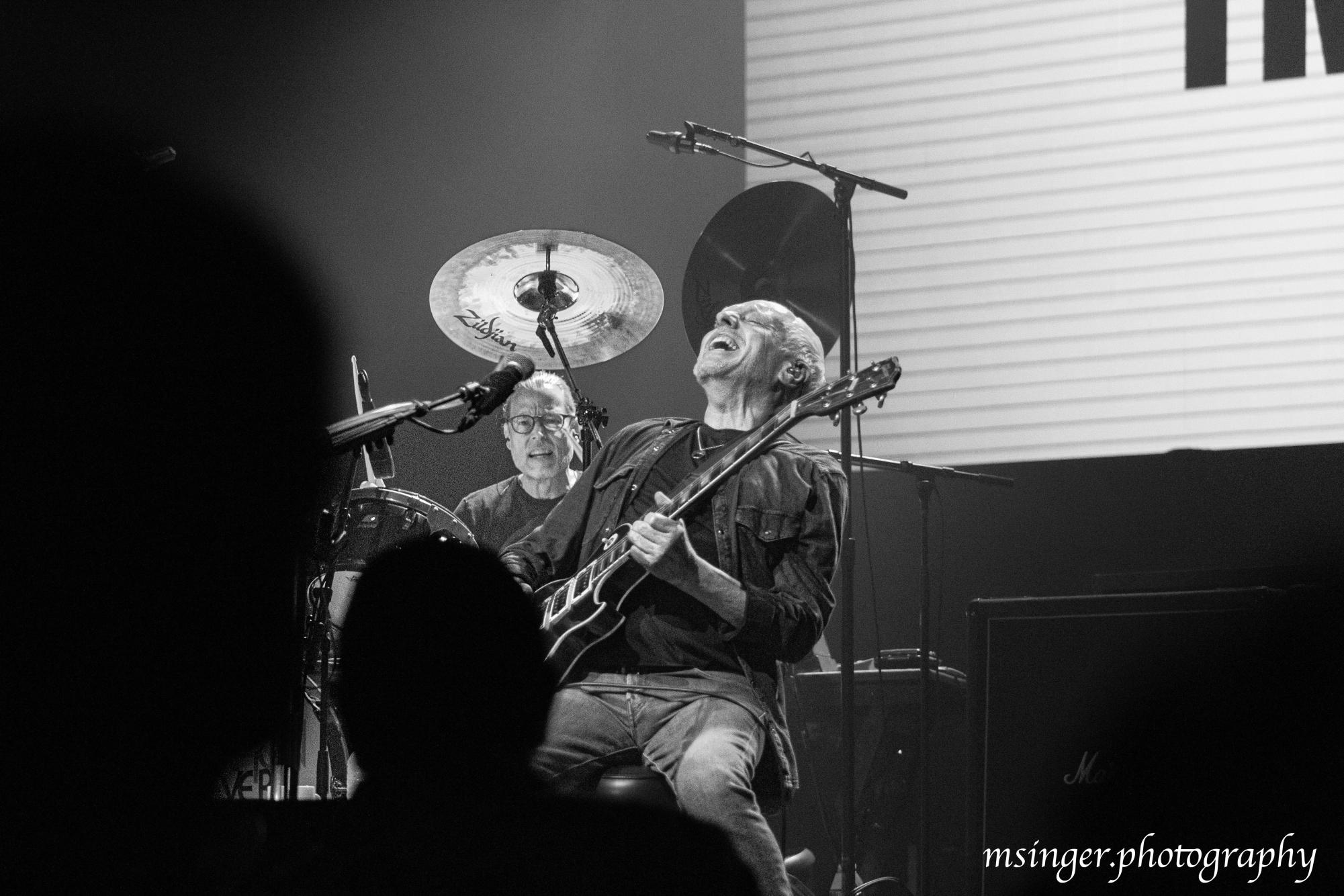 Two Days, Two Cities, One Legend: Peter Frampton Live in New York
