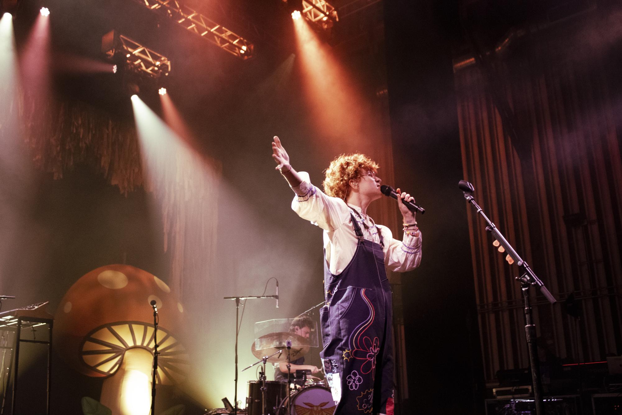 Frog Hats and Spirit Fingers: Cavetown takes on College St. Music Hall