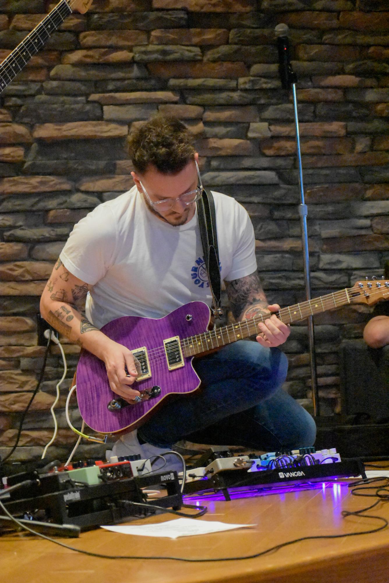 WQAQ Hosts Music for Meals 2025