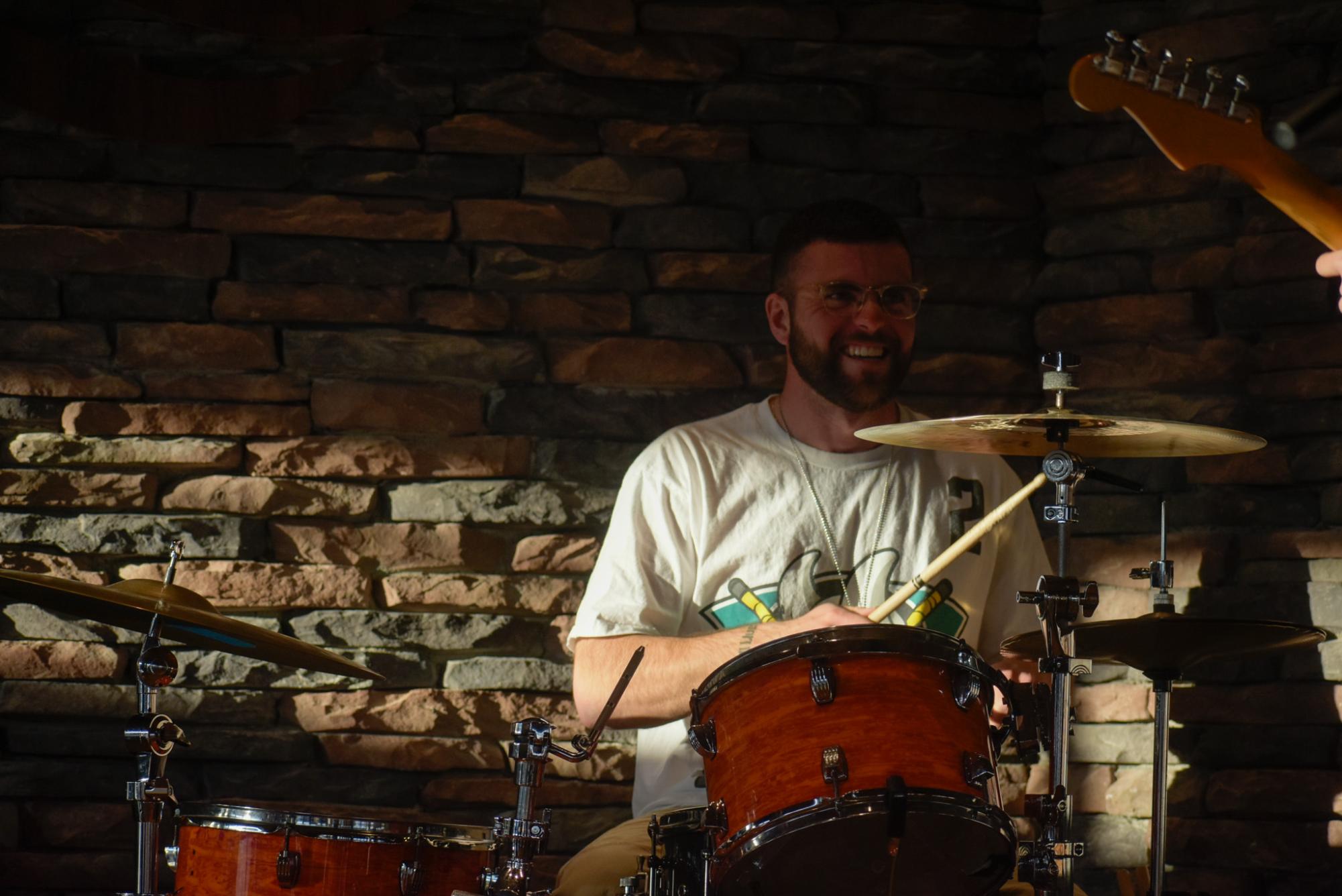 WQAQ Hosts Music for Meals 2025