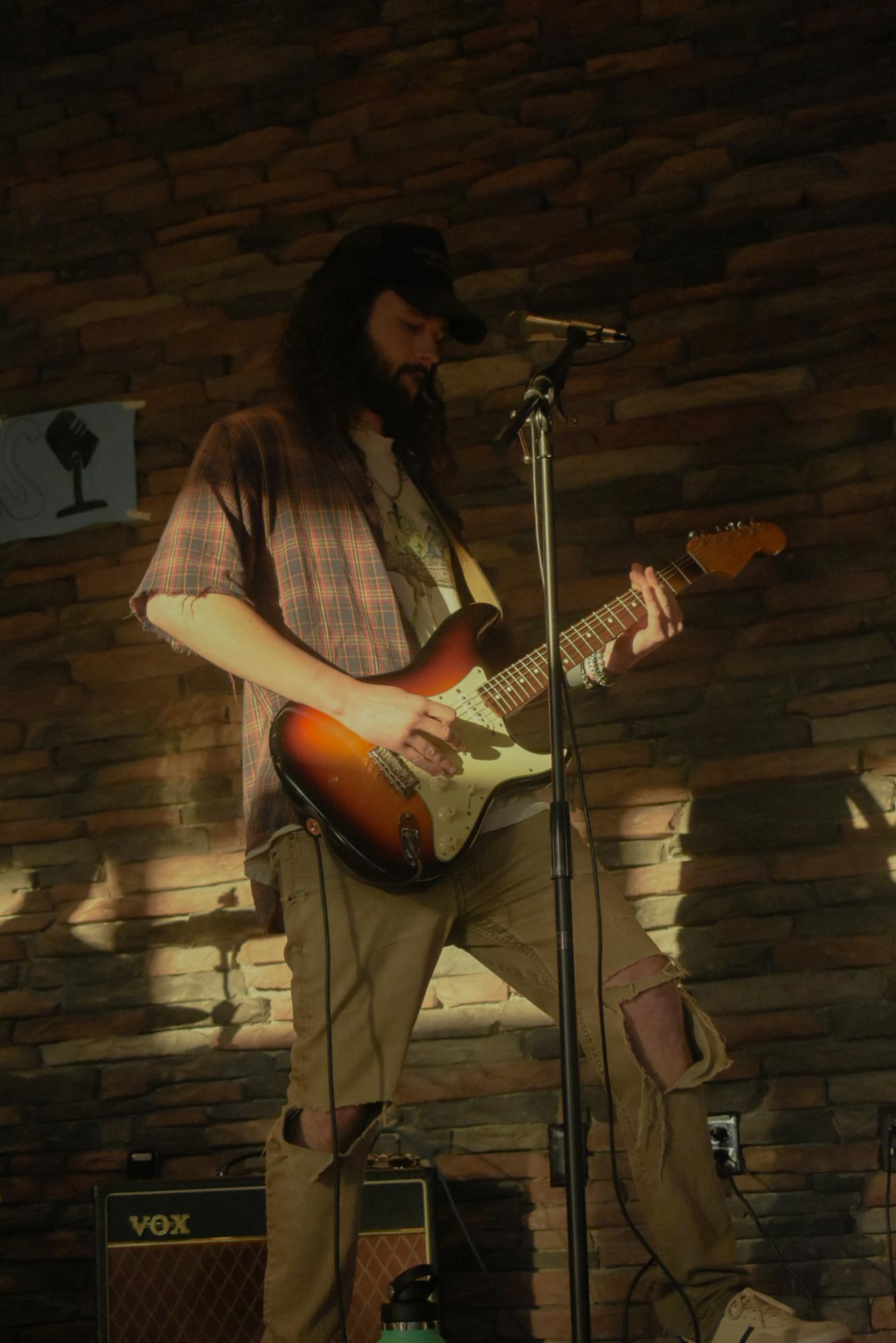 WQAQ Hosts Music for Meals 2025