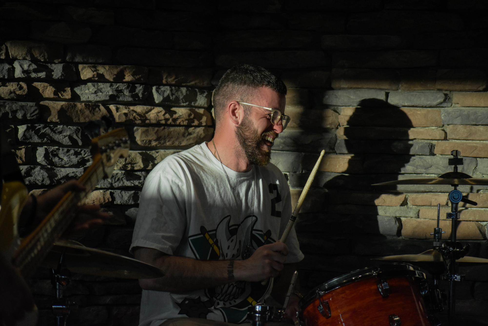 WQAQ Hosts Music for Meals 2025