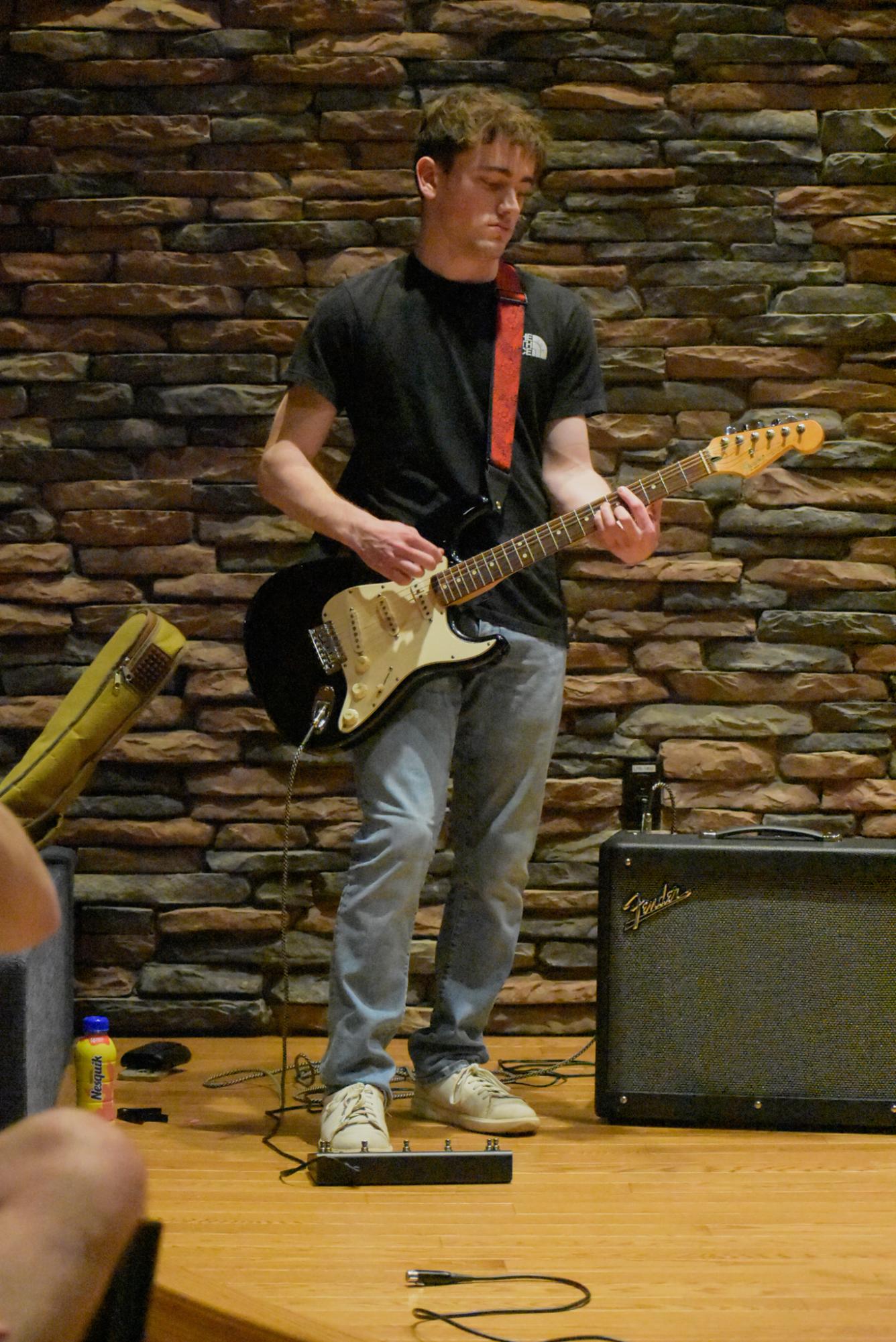 WQAQ Hosts Music for Meals 2025