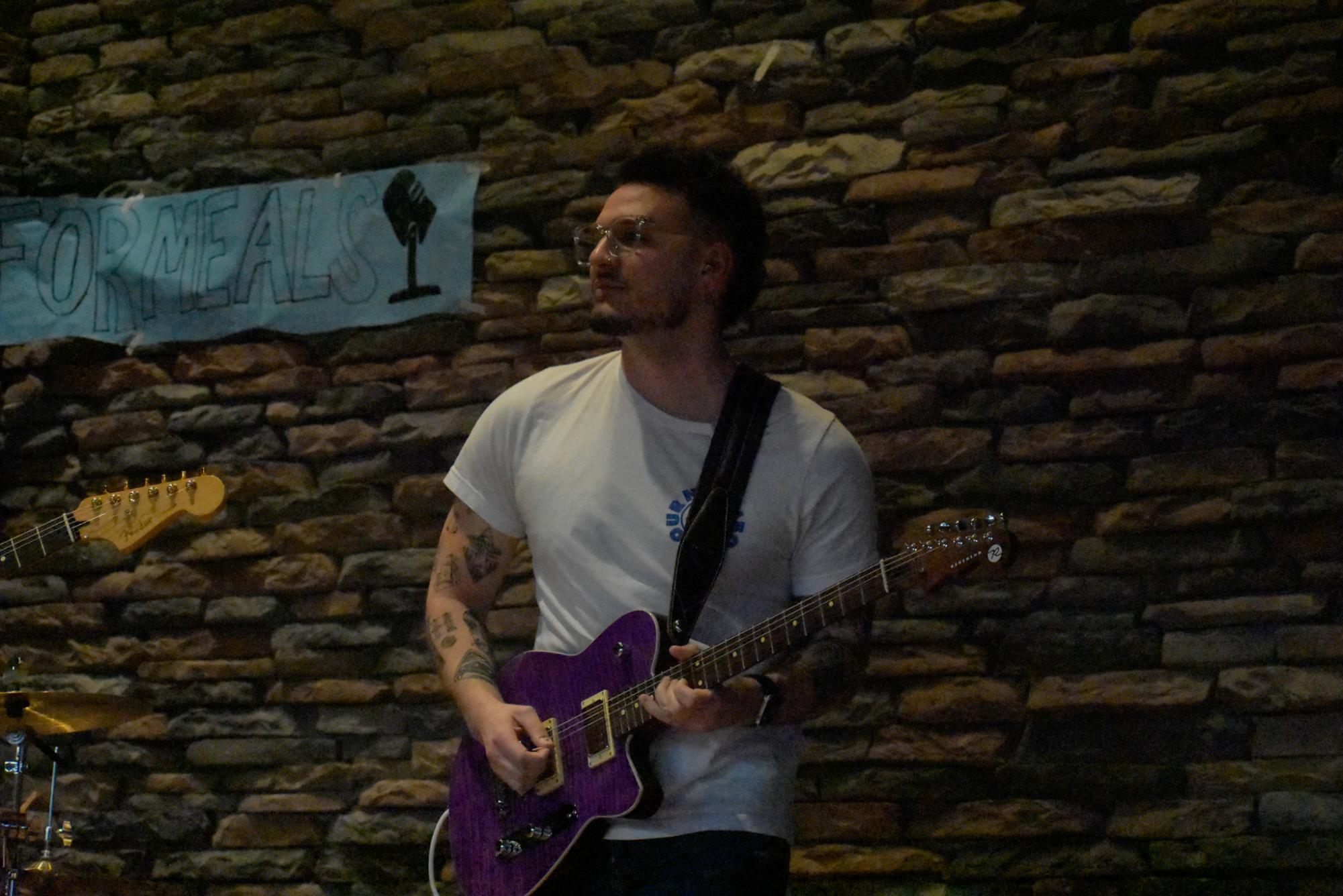 WQAQ Hosts Music for Meals 2025