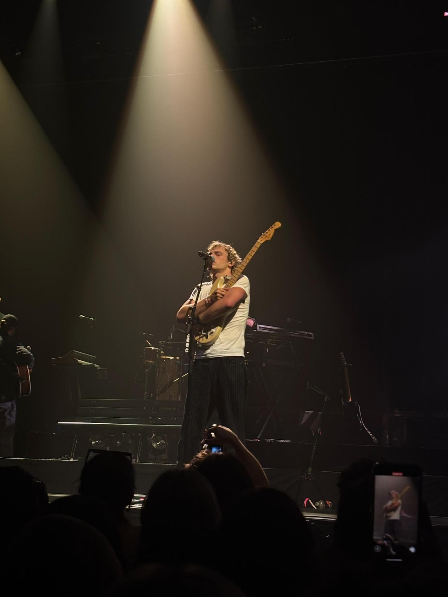 Spent ‘The Weekend’ Reminiscing The Driver Era’s Mesmerizing Performance at Mohegan Sun Arena