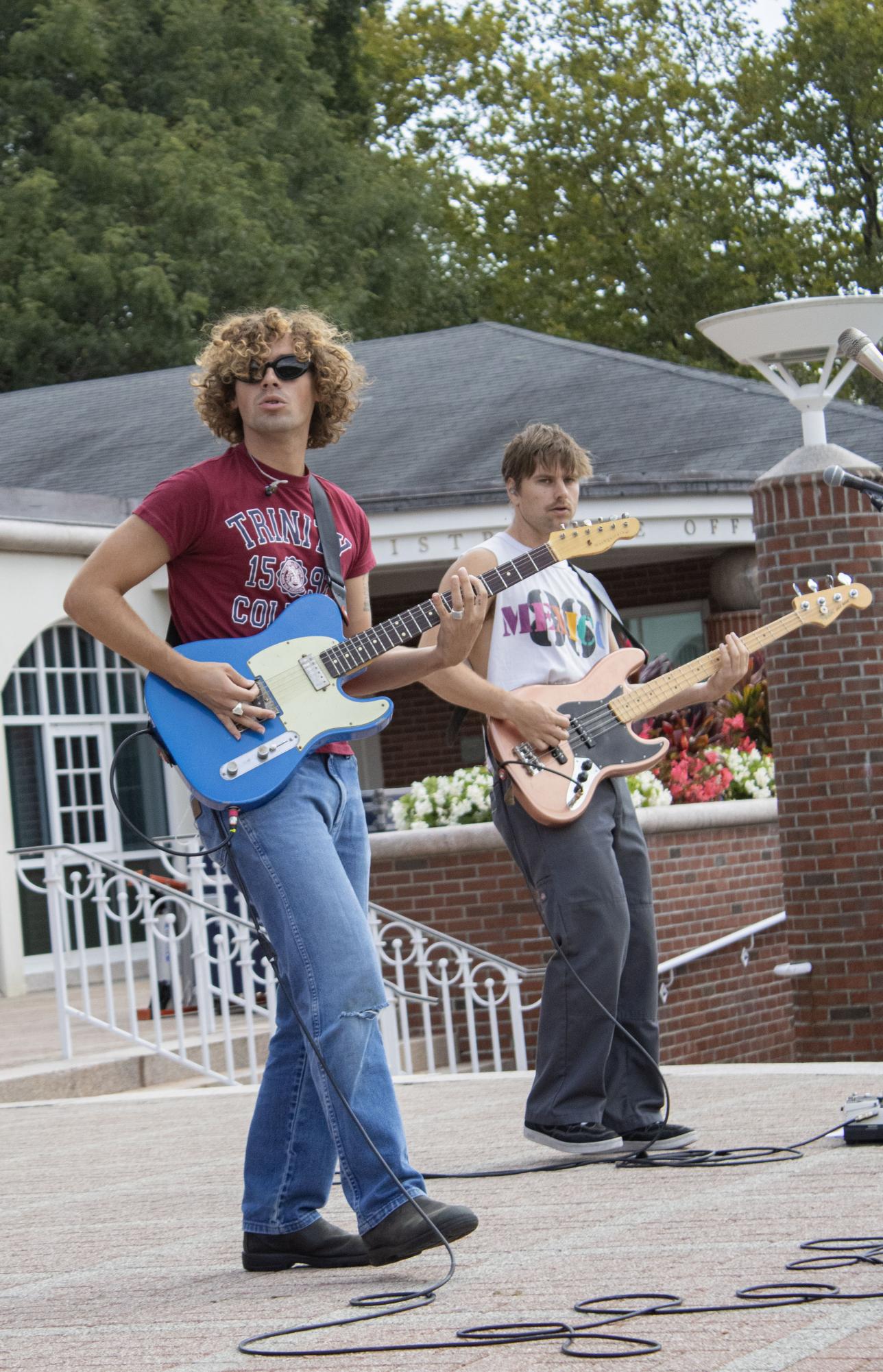 almost monday Gives Quinnipiac a Taste of SoCal at Fall Fest