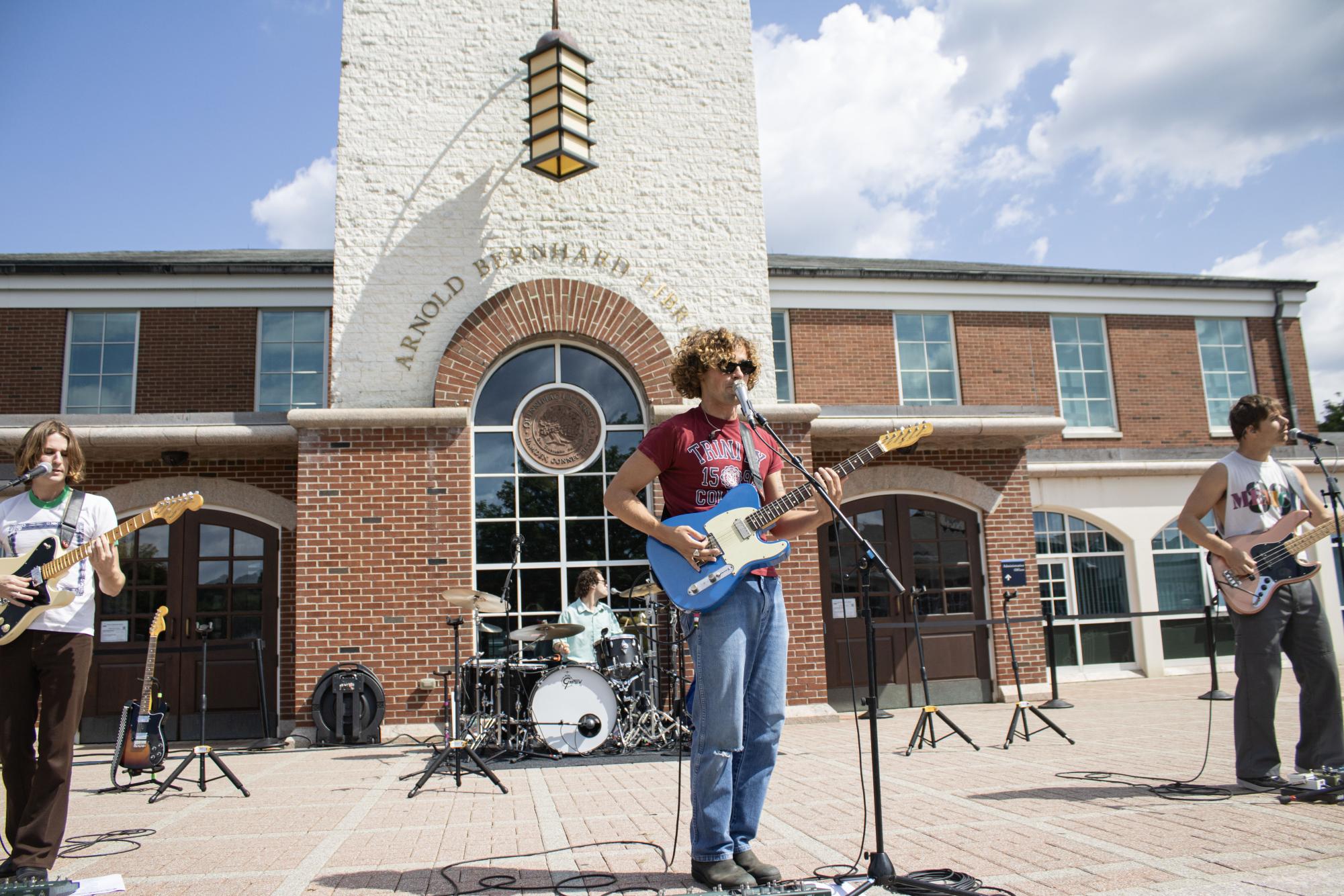 almost monday Gives Quinnipiac a Taste of SoCal at Fall Fest
