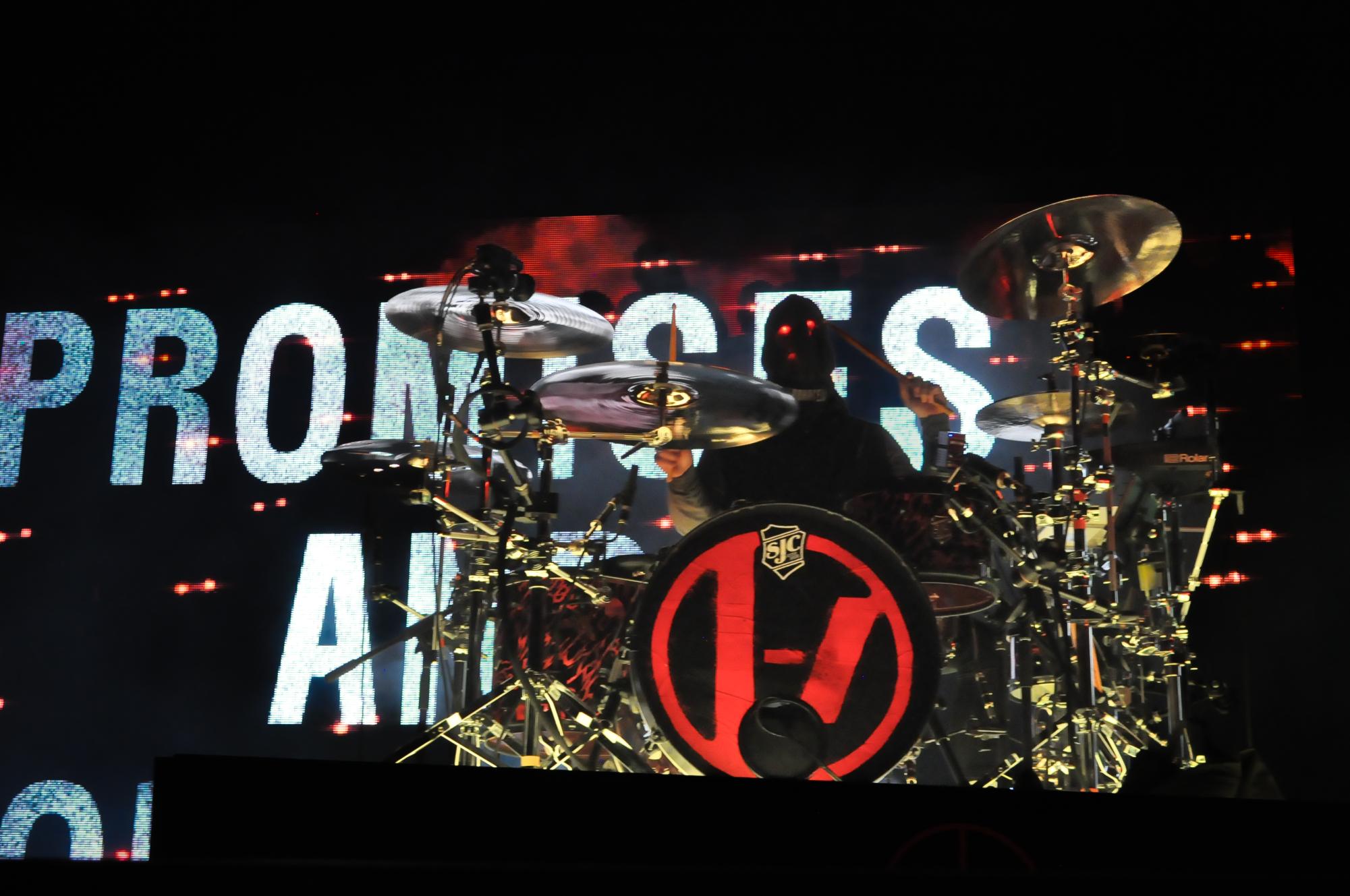 Twenty One Pilots Saved My "Heavydirtysoul" at Xfinity Theatre