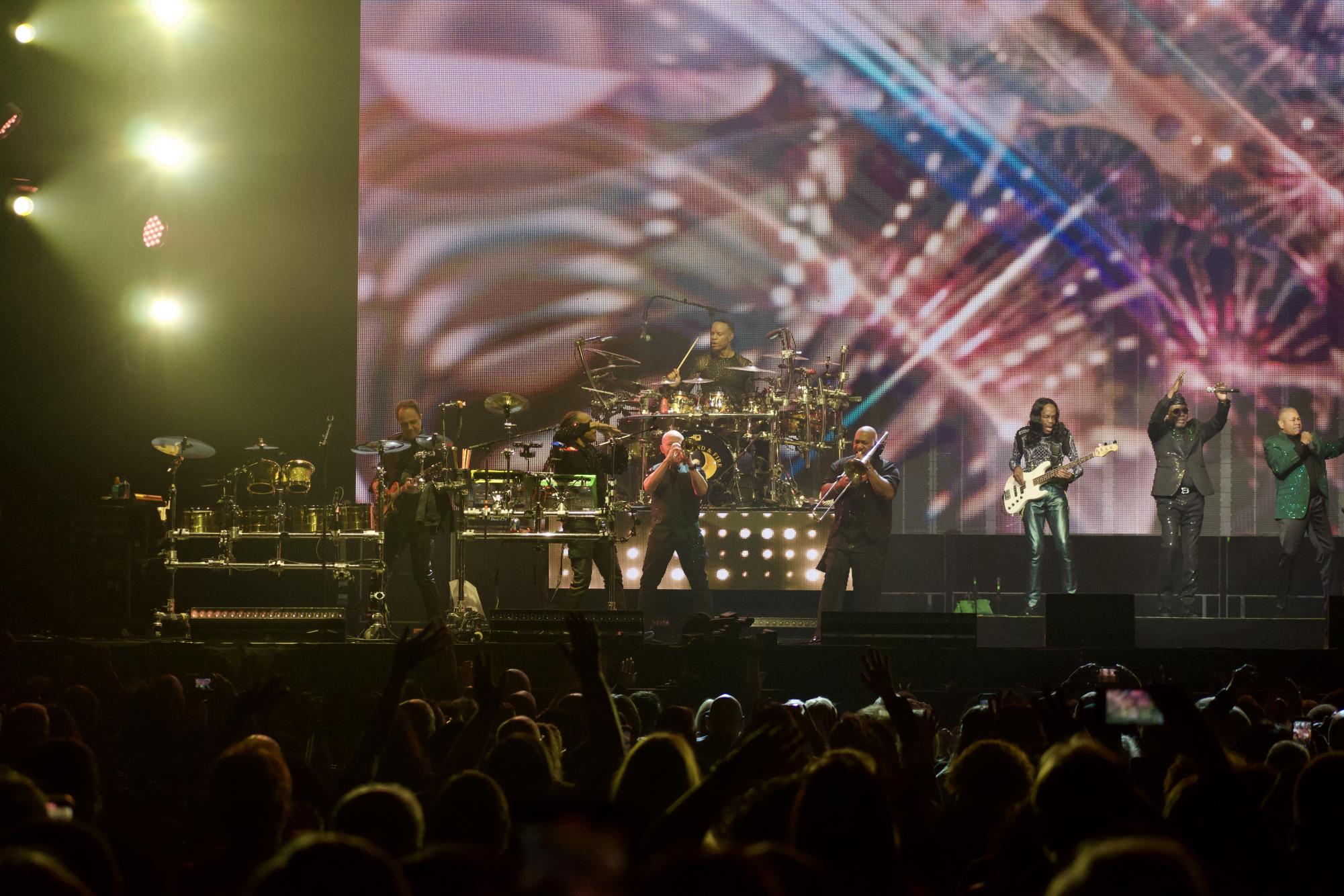 Earth, Wind & Fire Turned Mohegan Sun Into A Boogie Wonderland