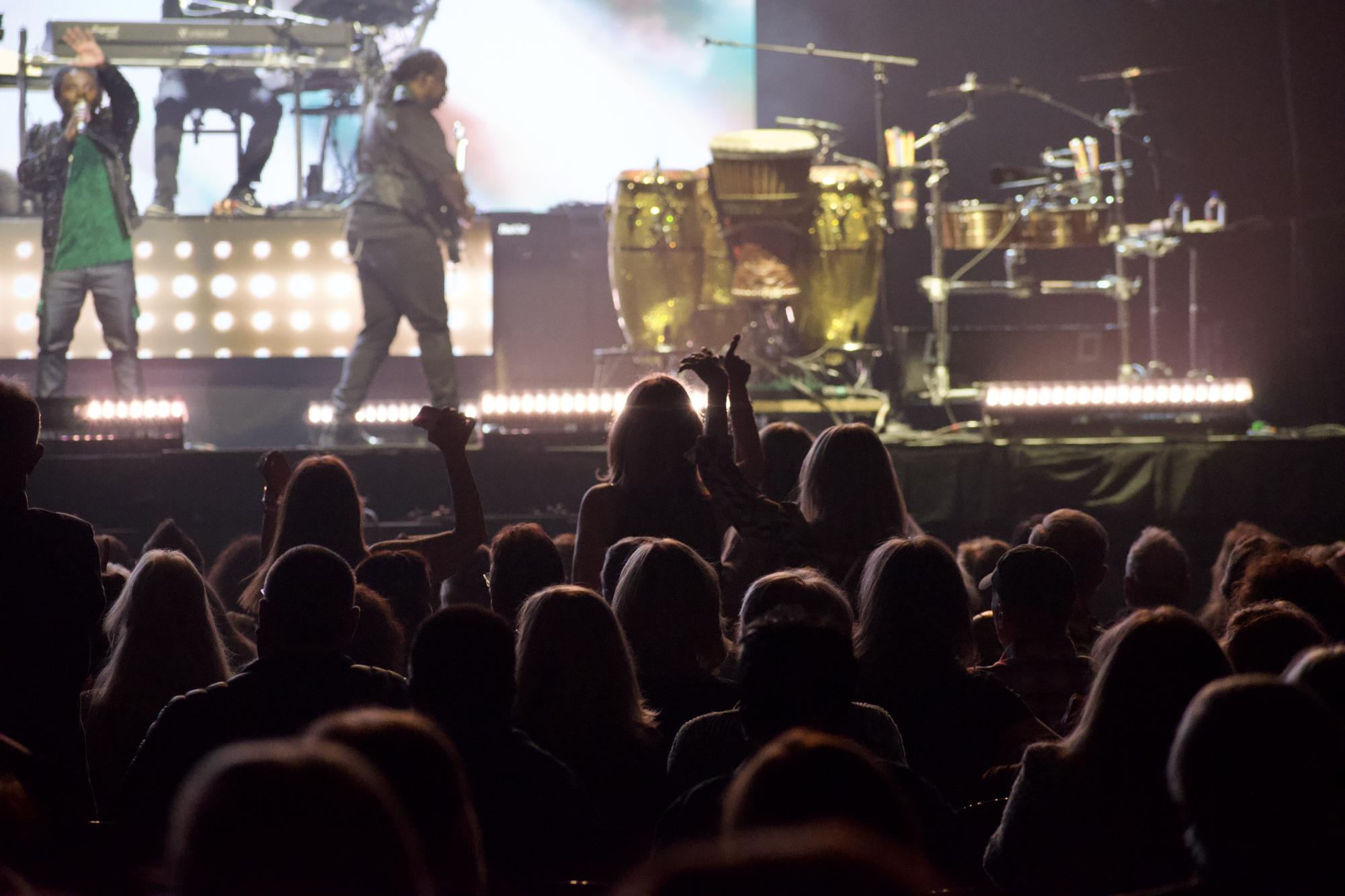 Earth, Wind & Fire Turned Mohegan Sun Into A Boogie Wonderland