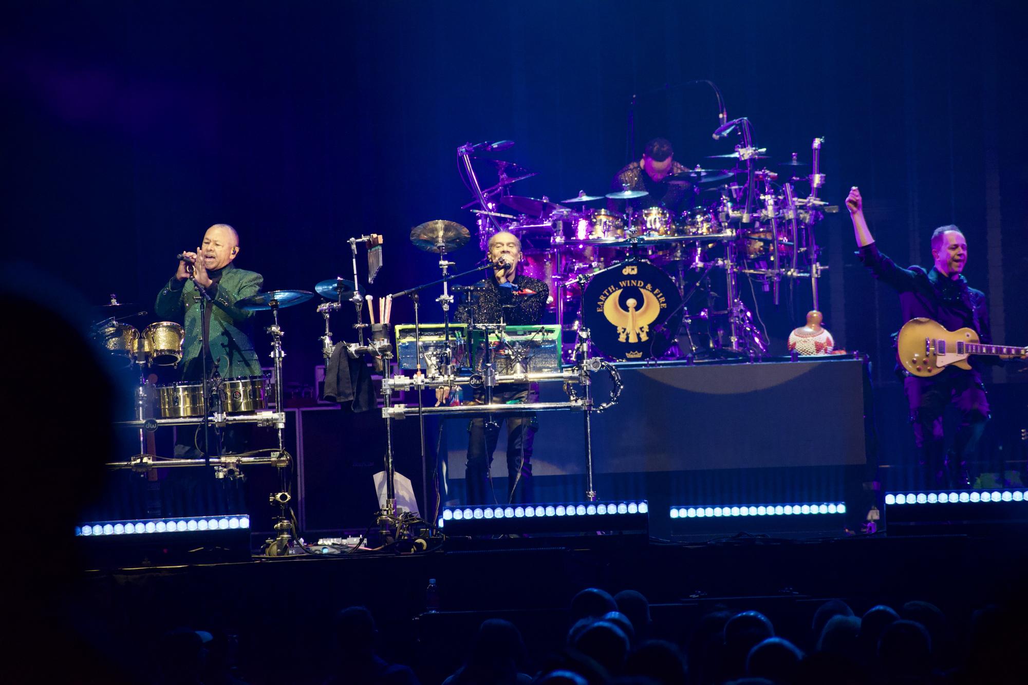 Earth, Wind & Fire Turned Mohegan Sun Into A Boogie Wonderland