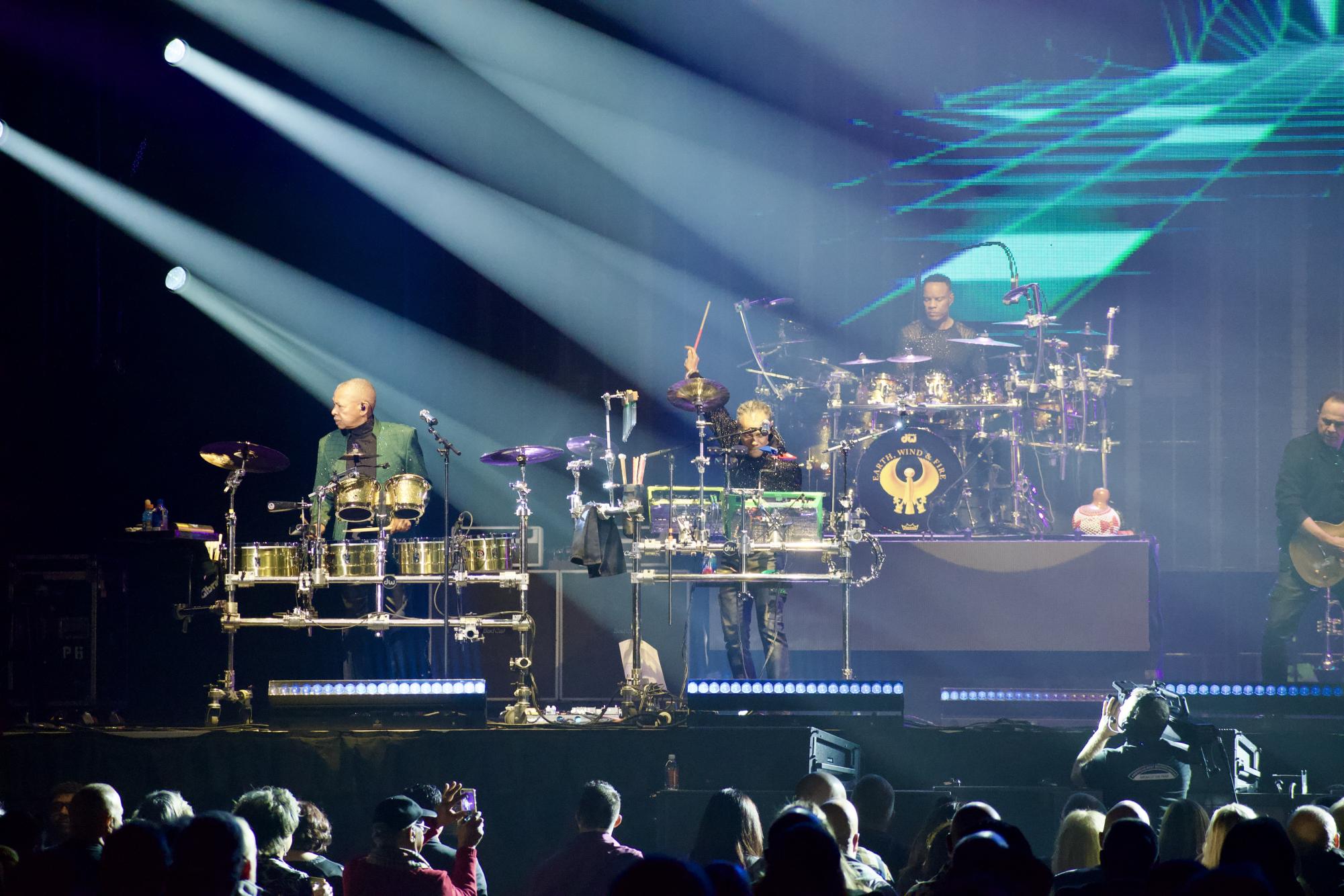 Earth, Wind & Fire Turned Mohegan Sun Into A Boogie Wonderland