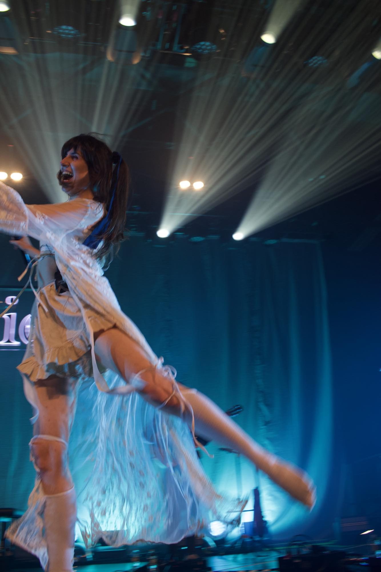 "Maybe, Finally:" dodie Illuminates Brooklyn Steel