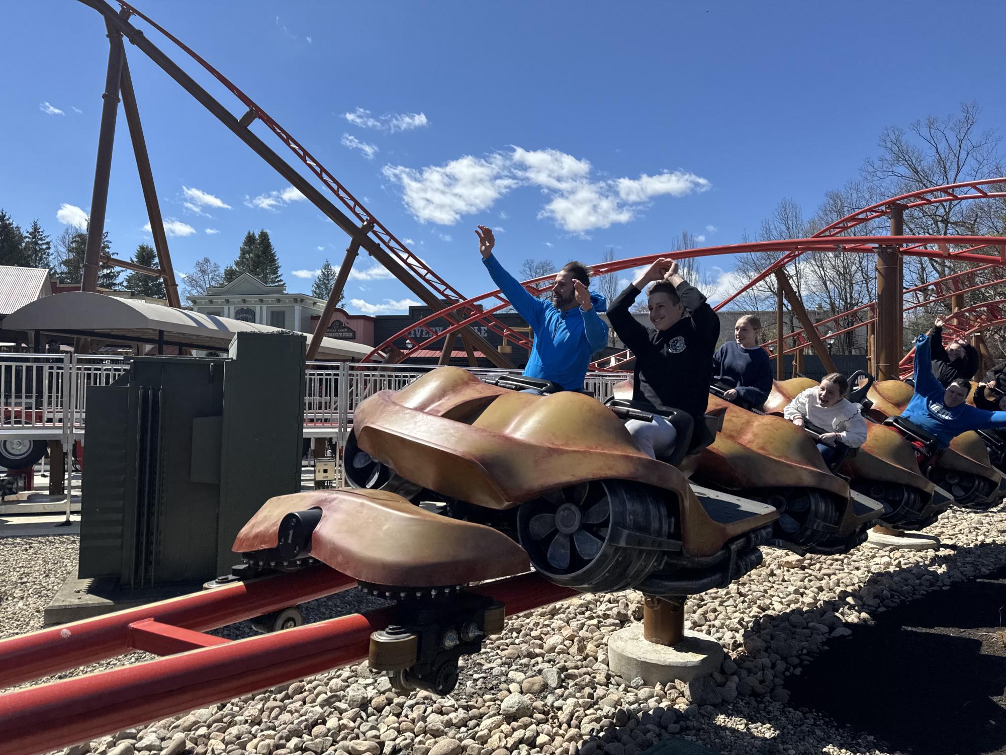 Quantum Accelerator launches a new generation of family thrills at Six Flags New England