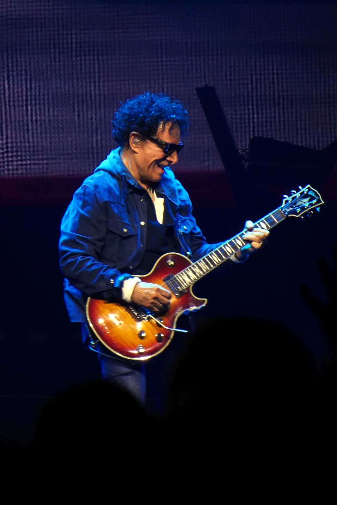 "After All These Years" Journey still rocked the crowd at People's Bank Arena